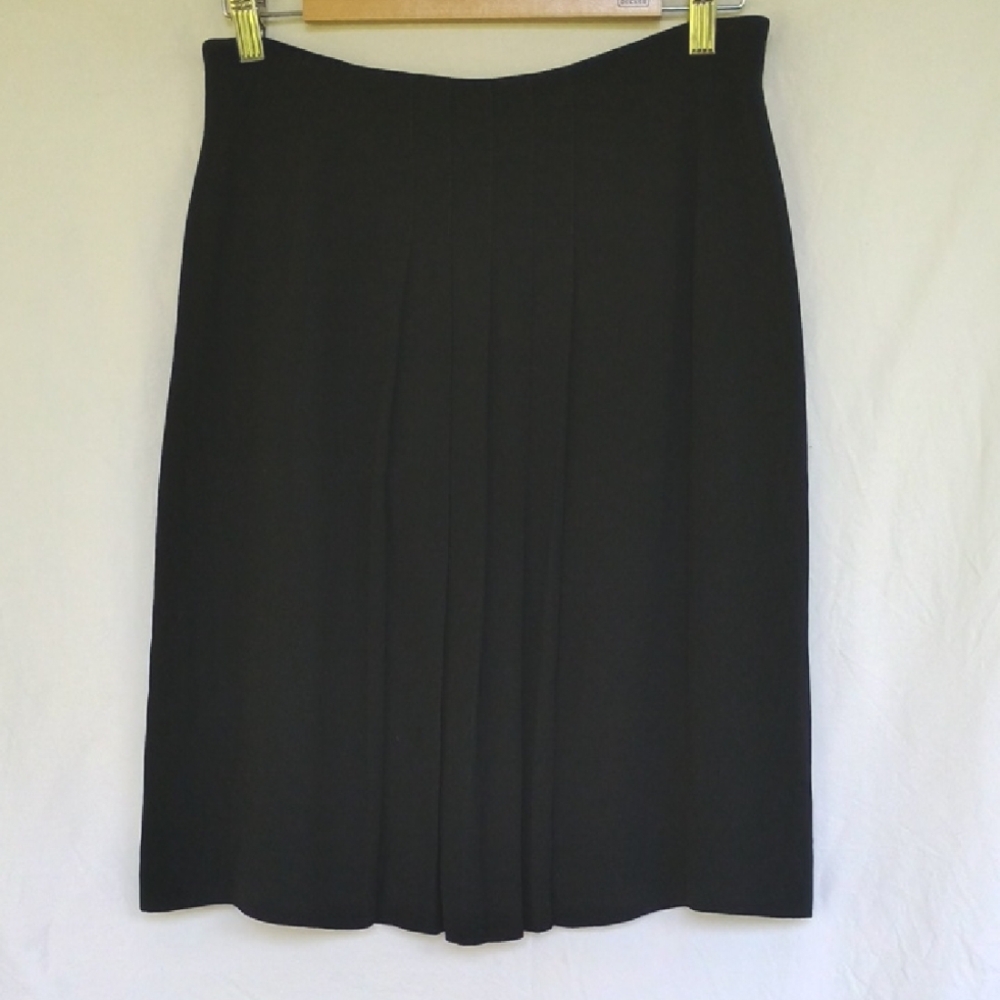 Anne Klein Black Knee-Length A-Line Pleated Skirt